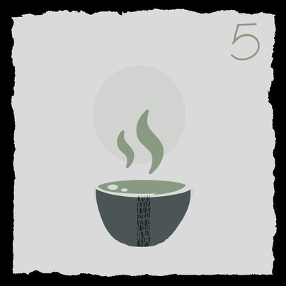 Zubehoer fuer die traditionelle Zubereitung von Matcha-Tee, tee genießen